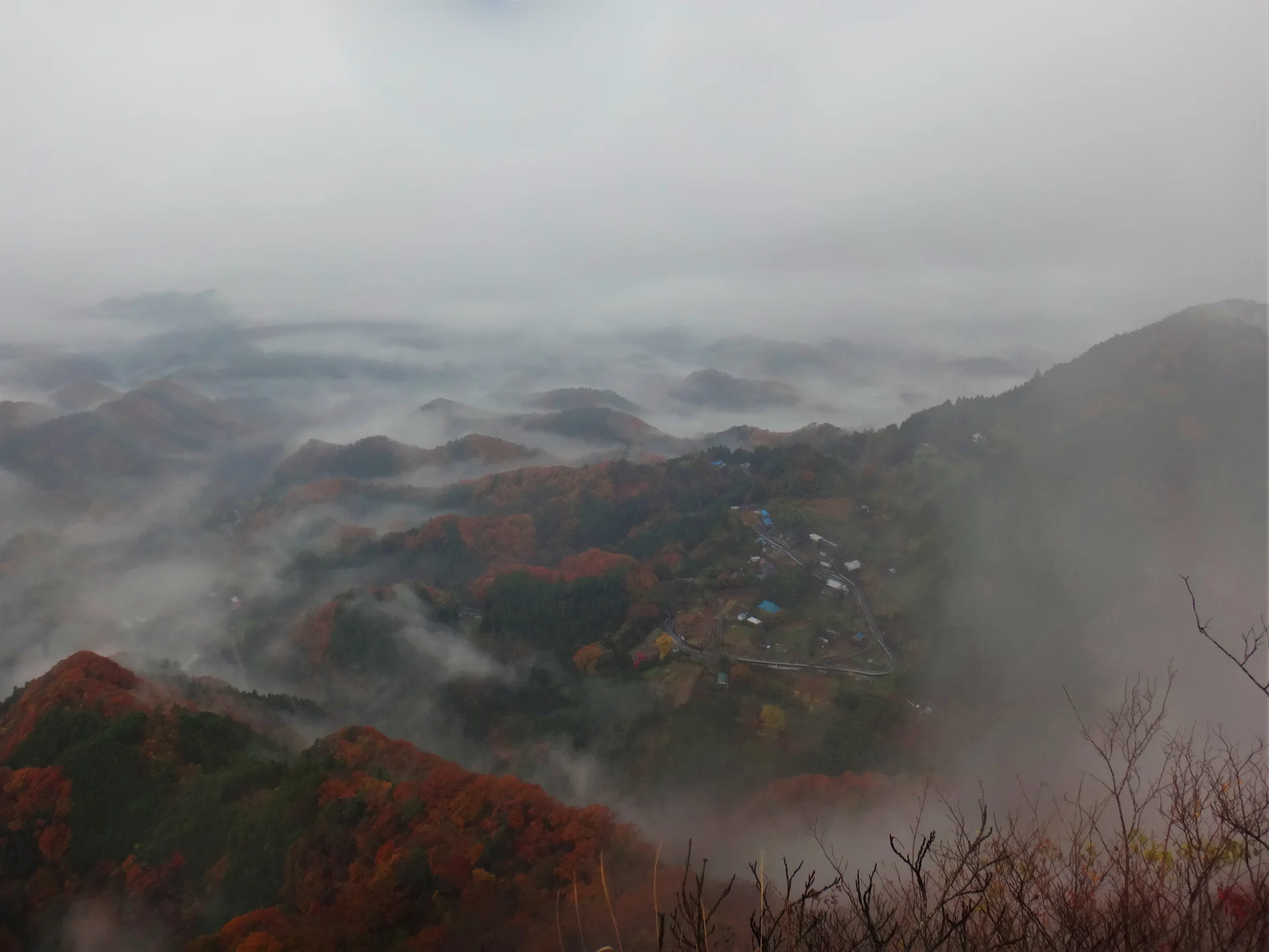 奥久慈男体山・湯沢峡の紅葉